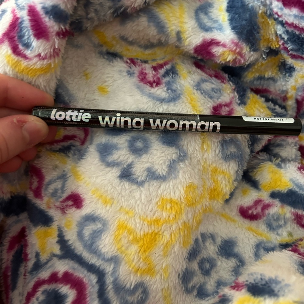 Lottie Wing Woman Eyeliner